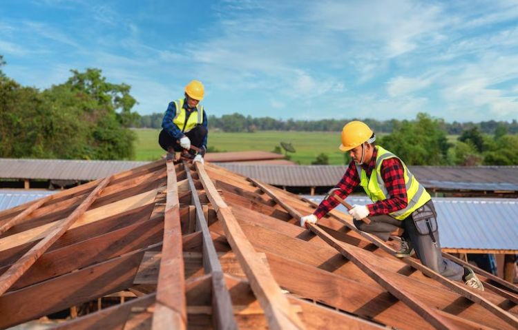 Icon representing roof repair services on the website.